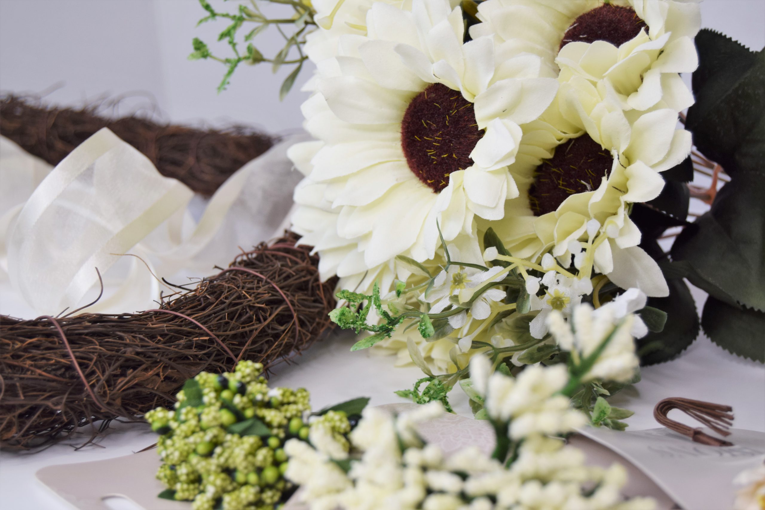 making easter wreath