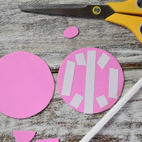 add double-sided tape to make foam pig